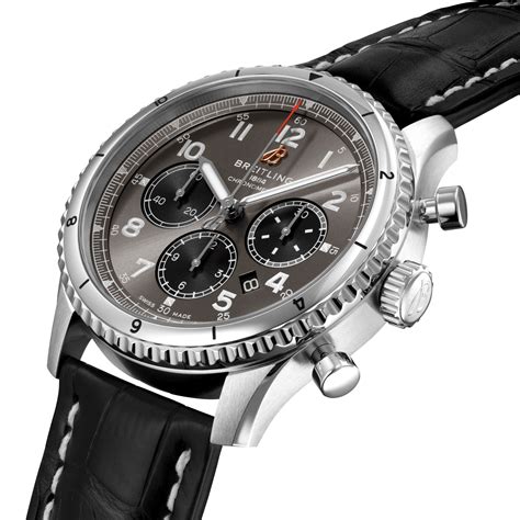 Breitling aviator 8 b01